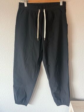 Vuori Women’s Miles Jogger Black Size Small